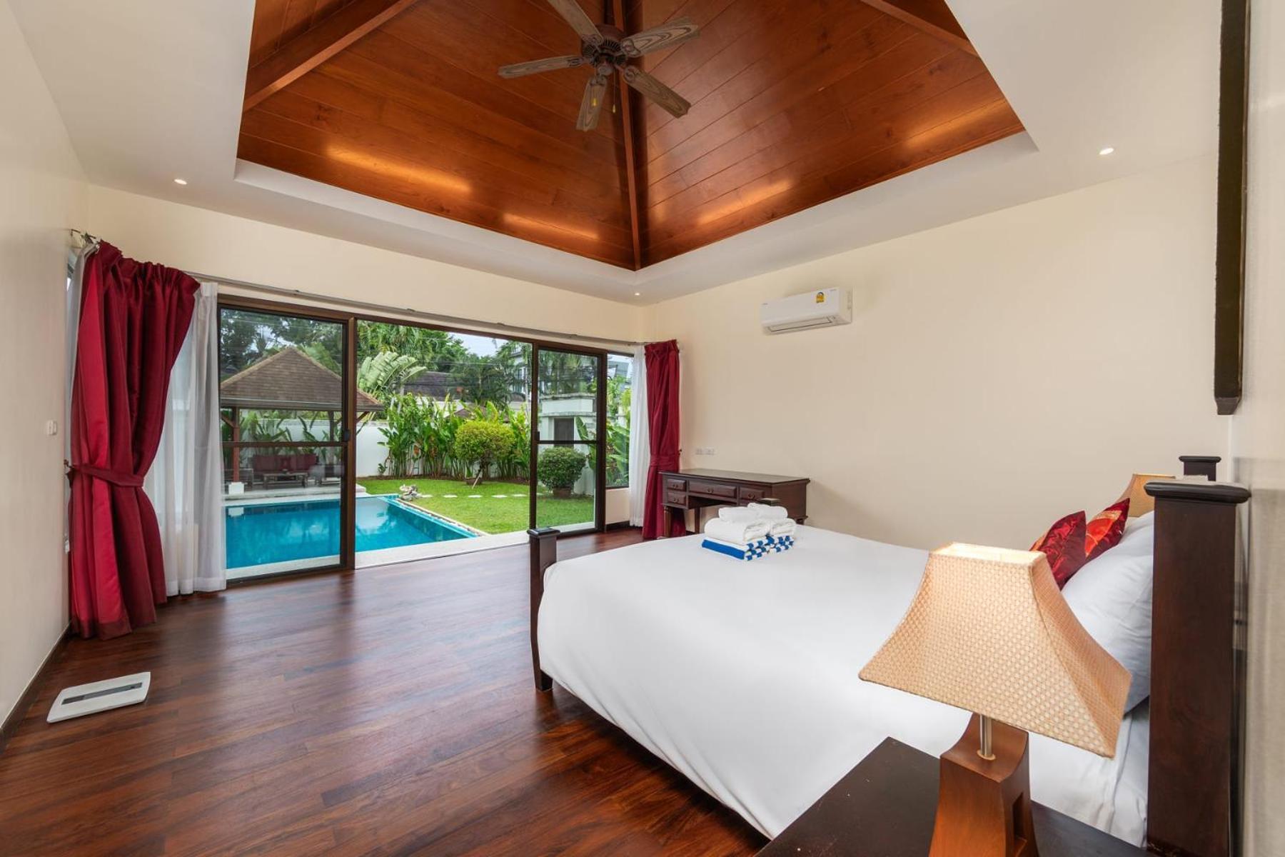 Iorangi| 3 Bedroom Private Pool In Rawai